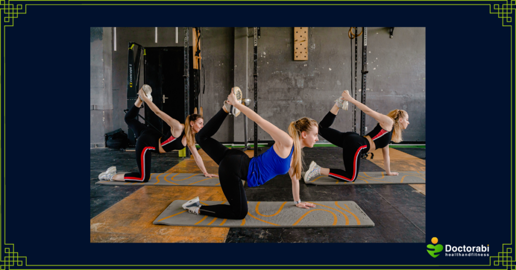 Women-in-Yoga-class