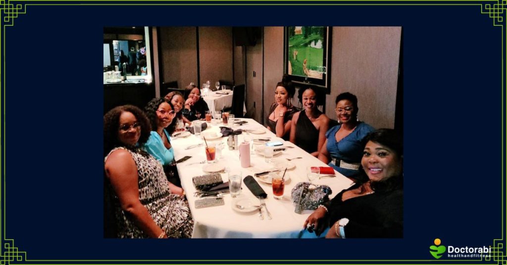 10 Reasons to attend your high school reunion - Dinner