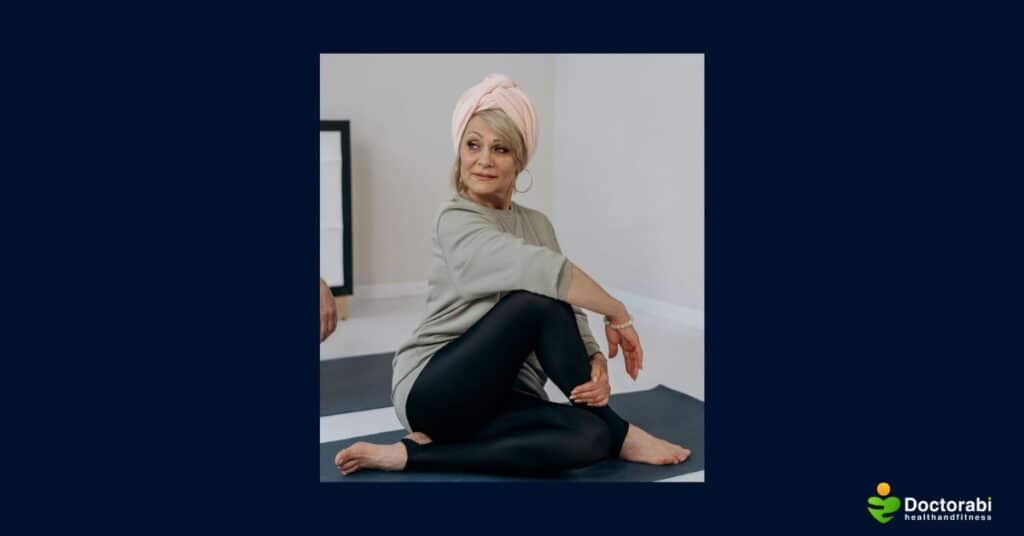 The-Sitting-Rising-Test-Woman-sitting-on-the-floor