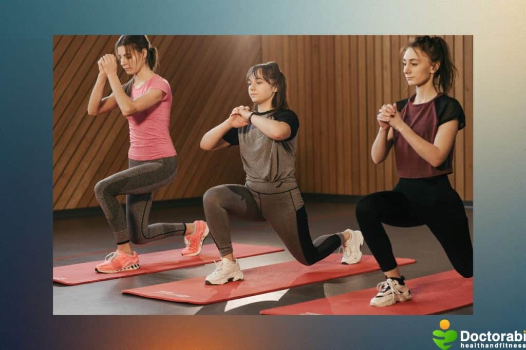 How-Often-Should-You-Exercise-Women-doing-Lunges