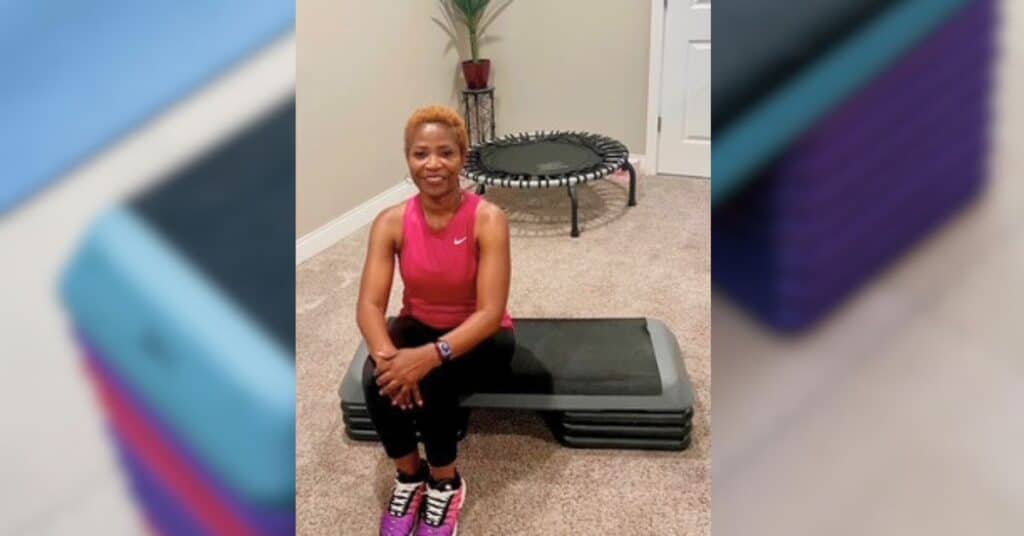 Stepping-The-Fun-Workout-Sitting-on-step