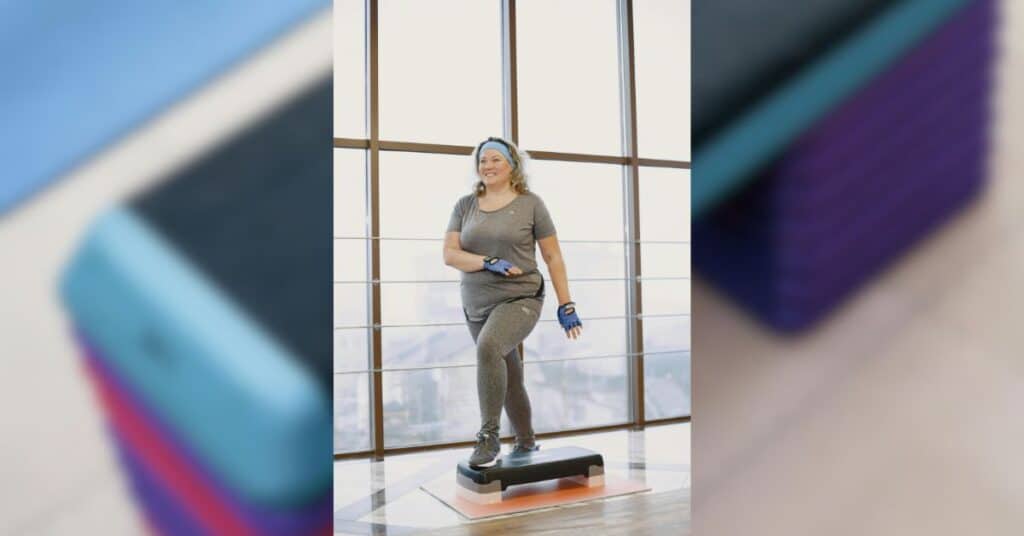 Stepping-The-Fun-Workout-Small-Step